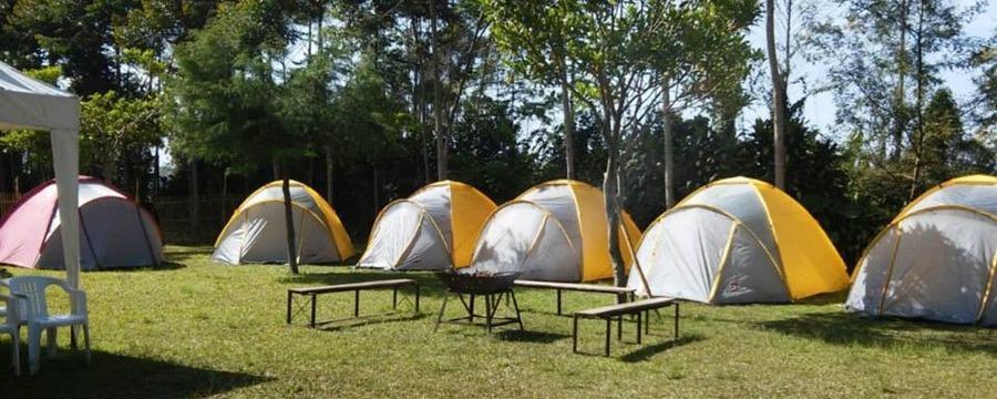 Papandayan Camping Ground Hotel Cileuleuy Buitenkant foto