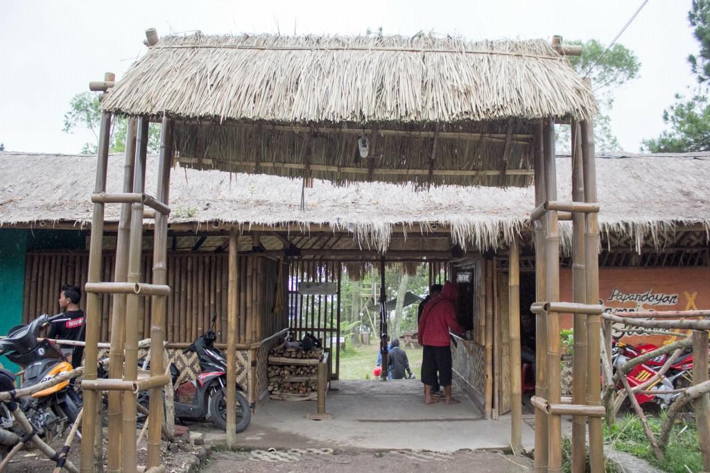 Papandayan Camping Ground Hotel Cileuleuy Buitenkant foto