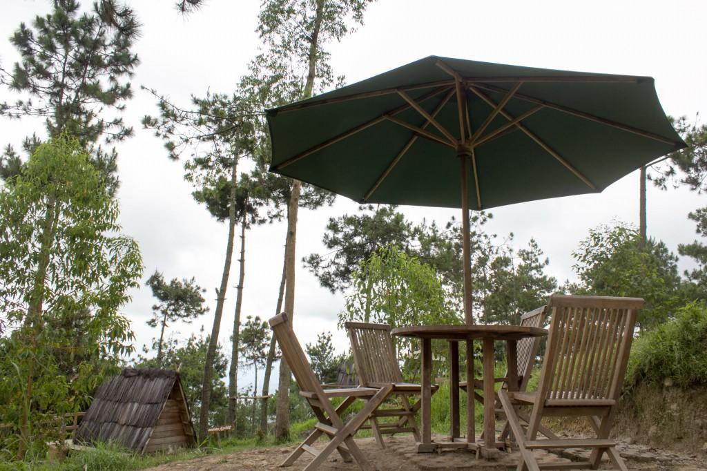 Papandayan Camping Ground Hotel Cileuleuy Buitenkant foto