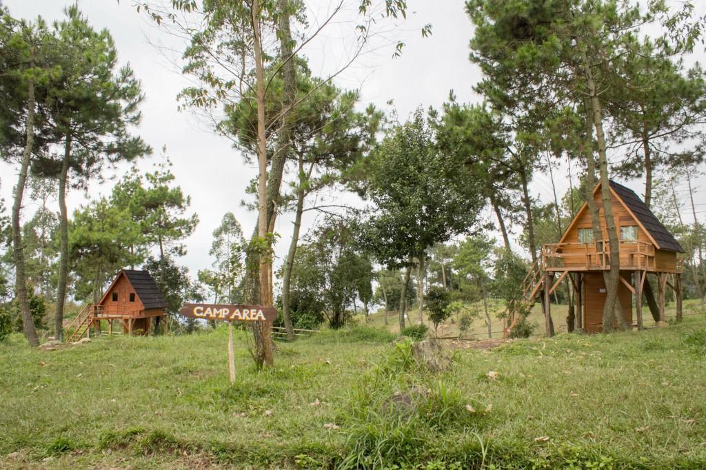 Papandayan Camping Ground Hotel Cileuleuy Buitenkant foto